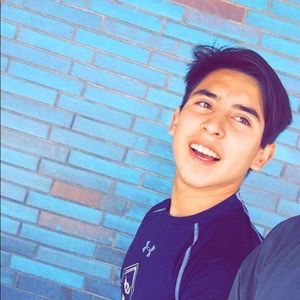 Meet your Posher, Yahir